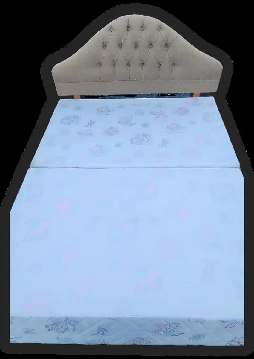 Double 4ft 6 divan base, mattress and headboard - Image 3