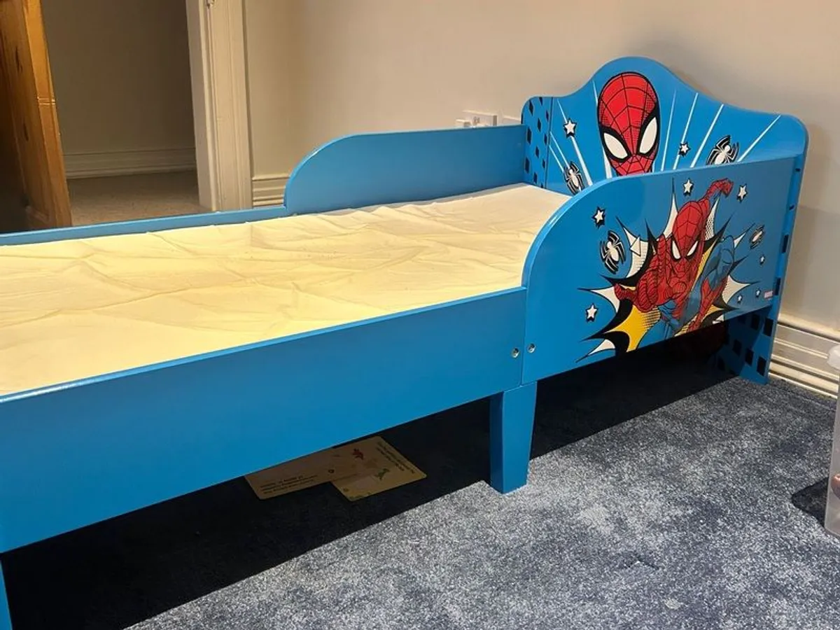 bed - Image 1
