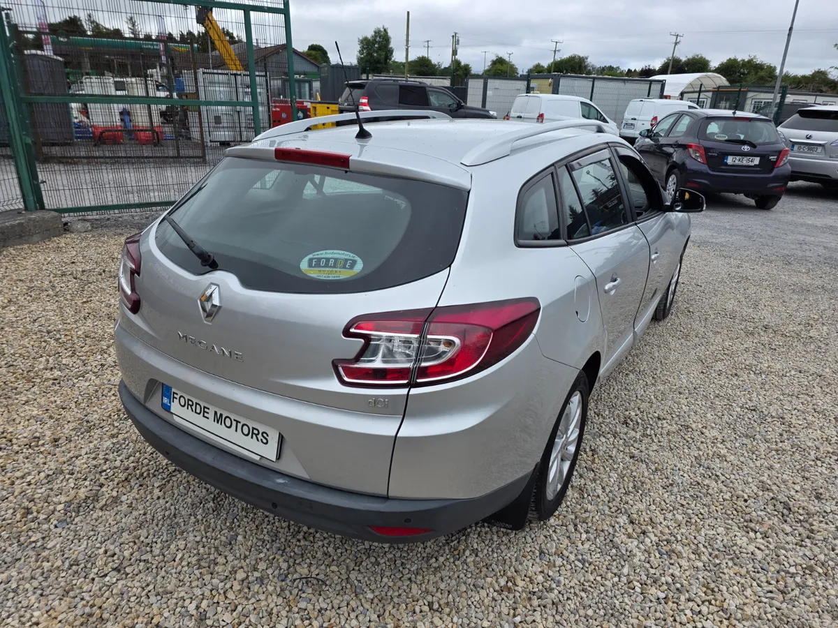 Renault Megane Estate  2015 - Image 4