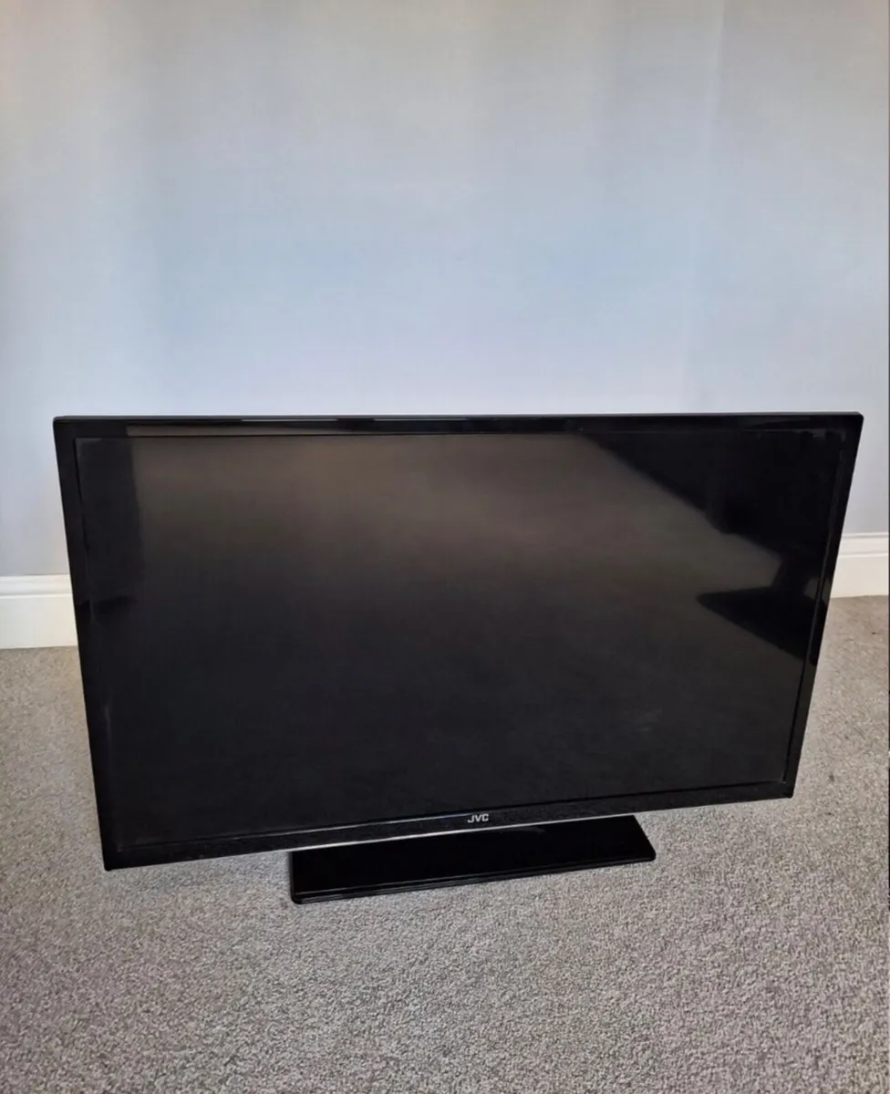 JVC 32in Smart Tv - Image 1