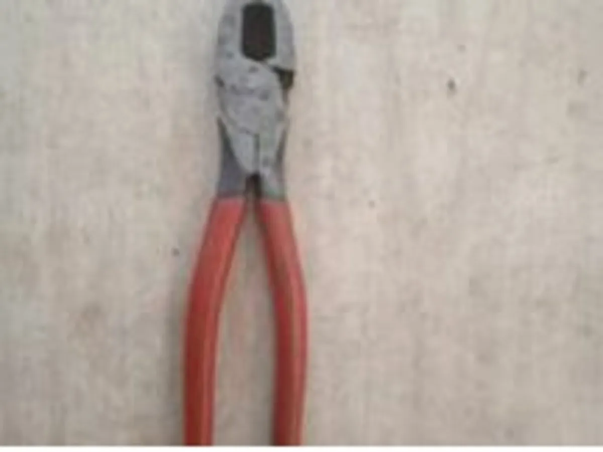 Snap On 7" linesman pliers