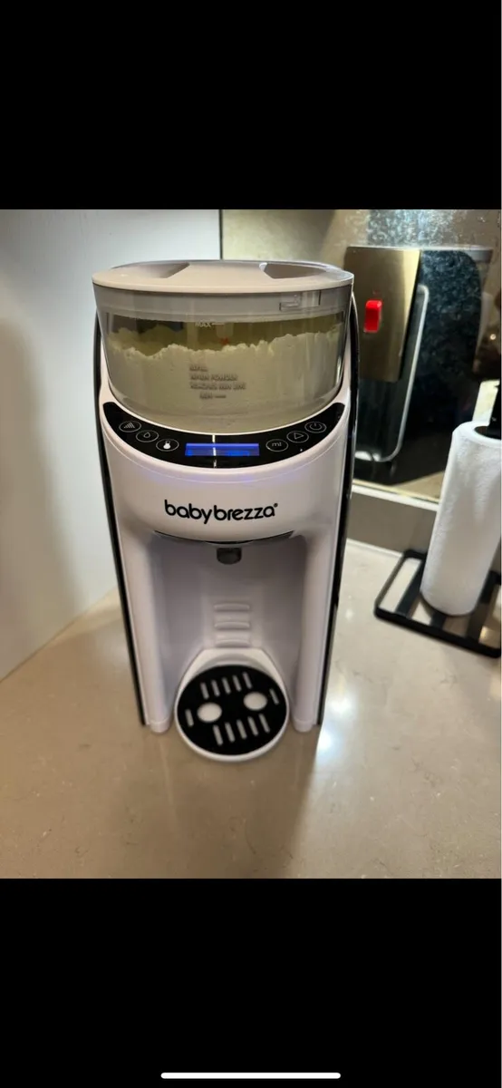 Baby brezza bottle maker - Image 1