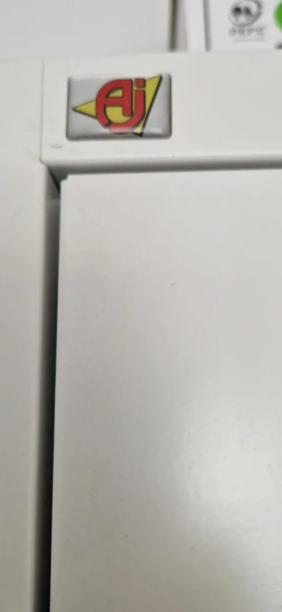 Storage cabinet with electronic lock safe - Image 3