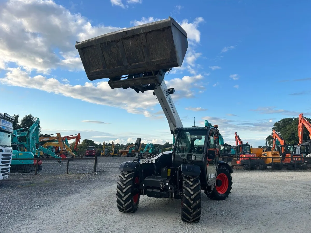 Bobcat telehandler - Image 2