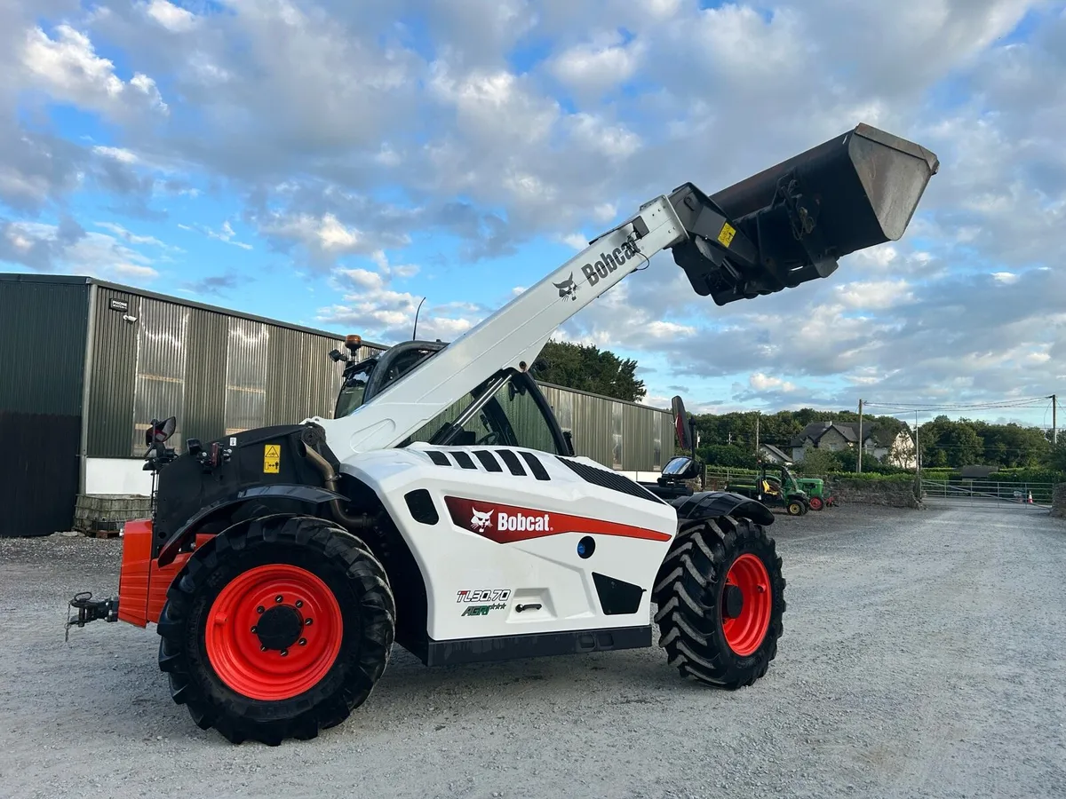 Bobcat telehandler - Image 3