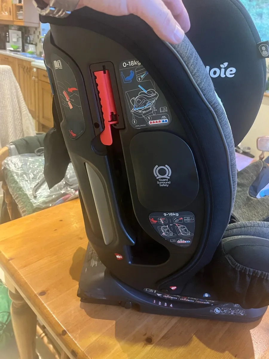Joie every stage car seat - Image 2