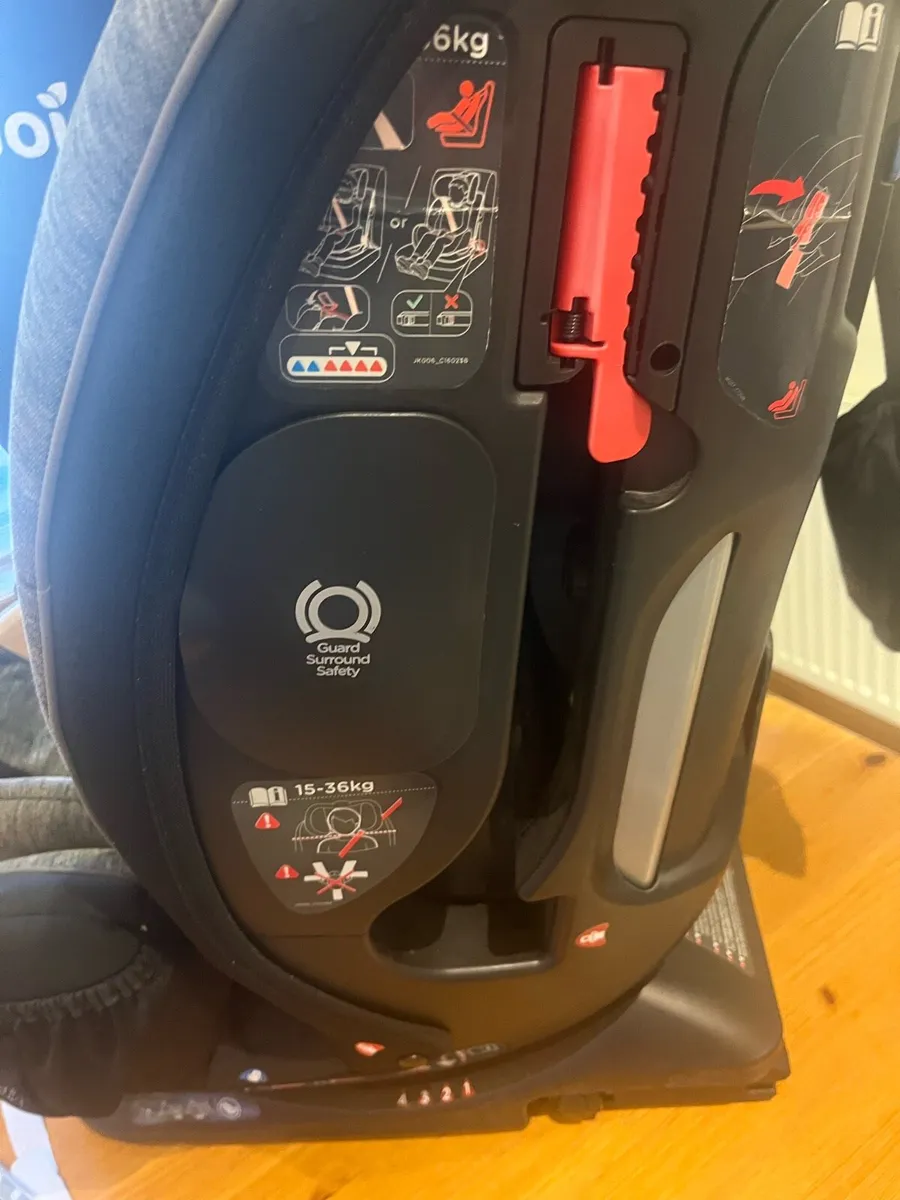 Joie every stage car seat - Image 4