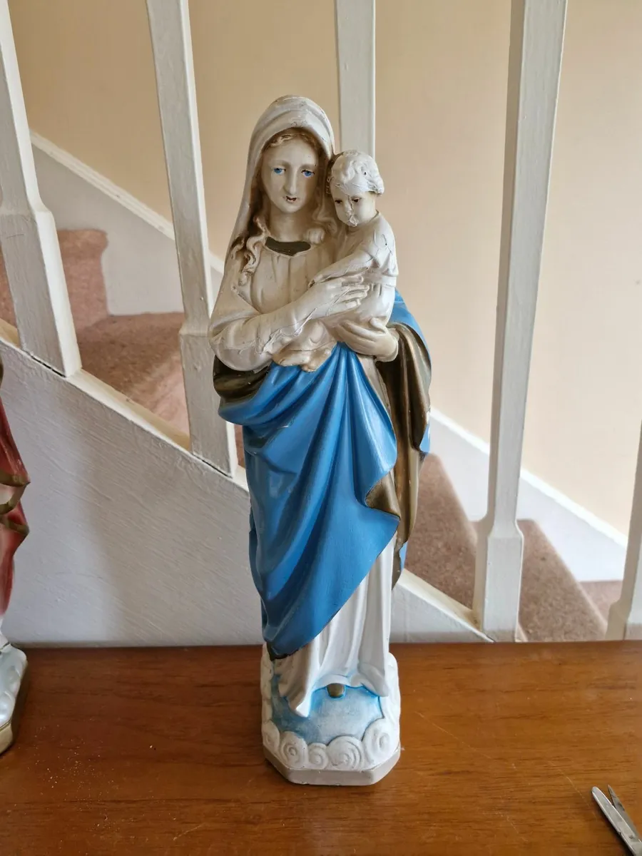 Religious statues - Image 1