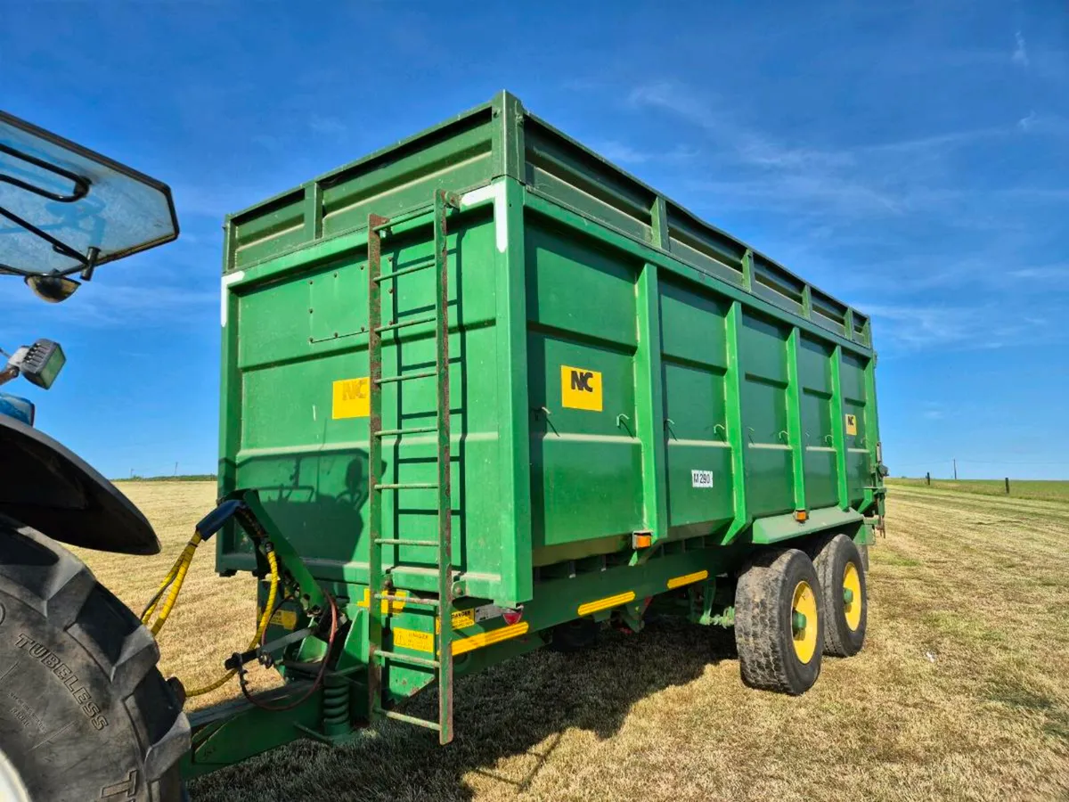 Grain Trailer - Image 1