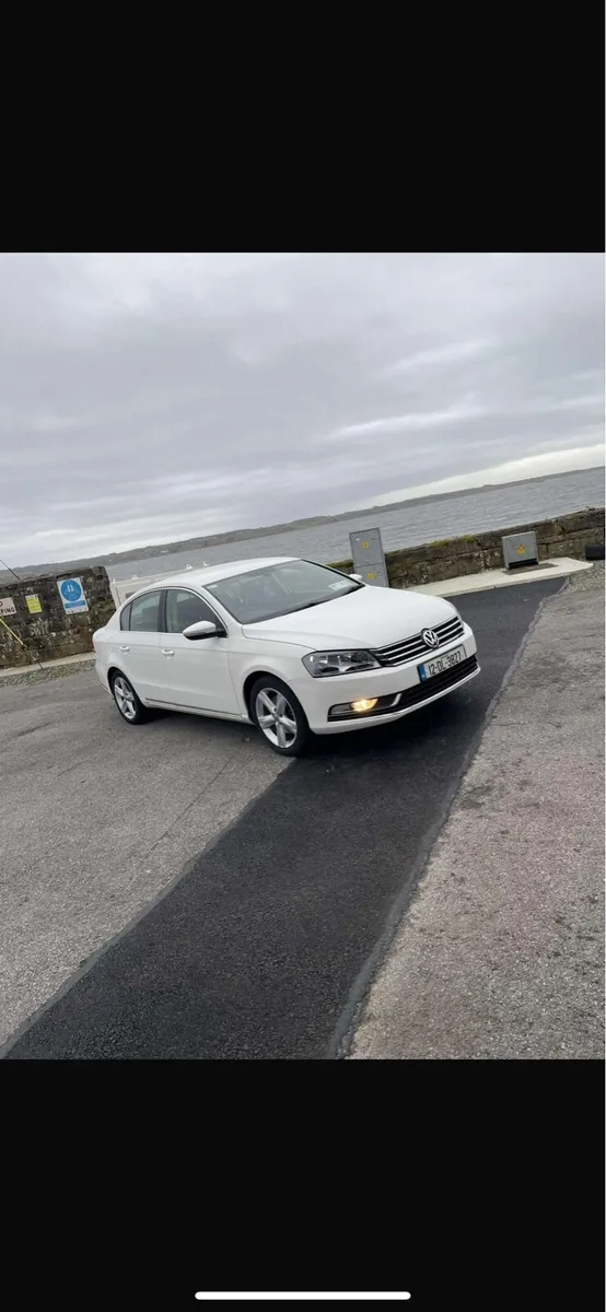 Volkswagen Passat - Image 1