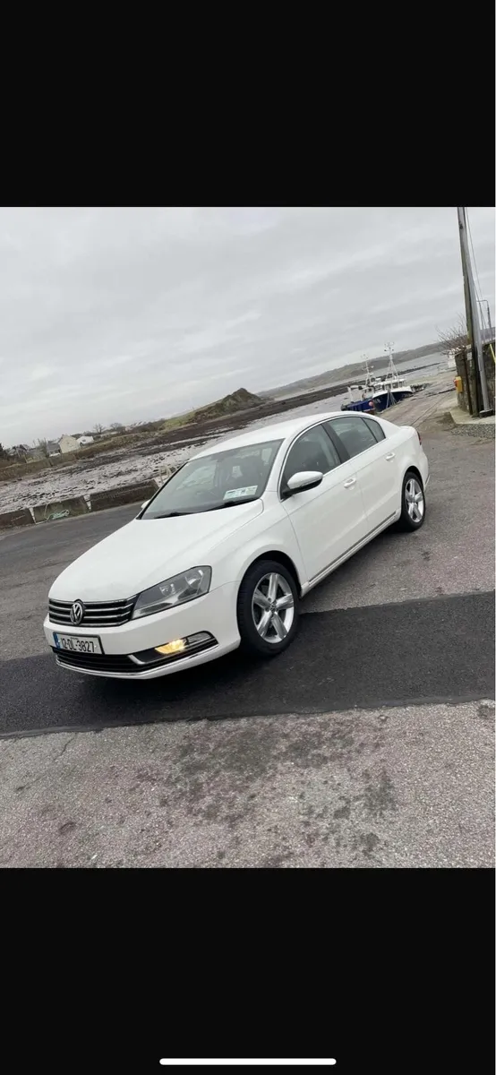 Volkswagen Passat - Image 2