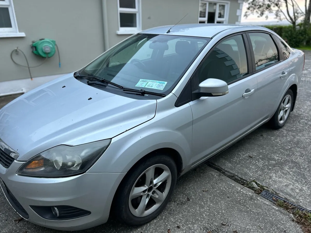 Ford Focus Zetec - Image 2