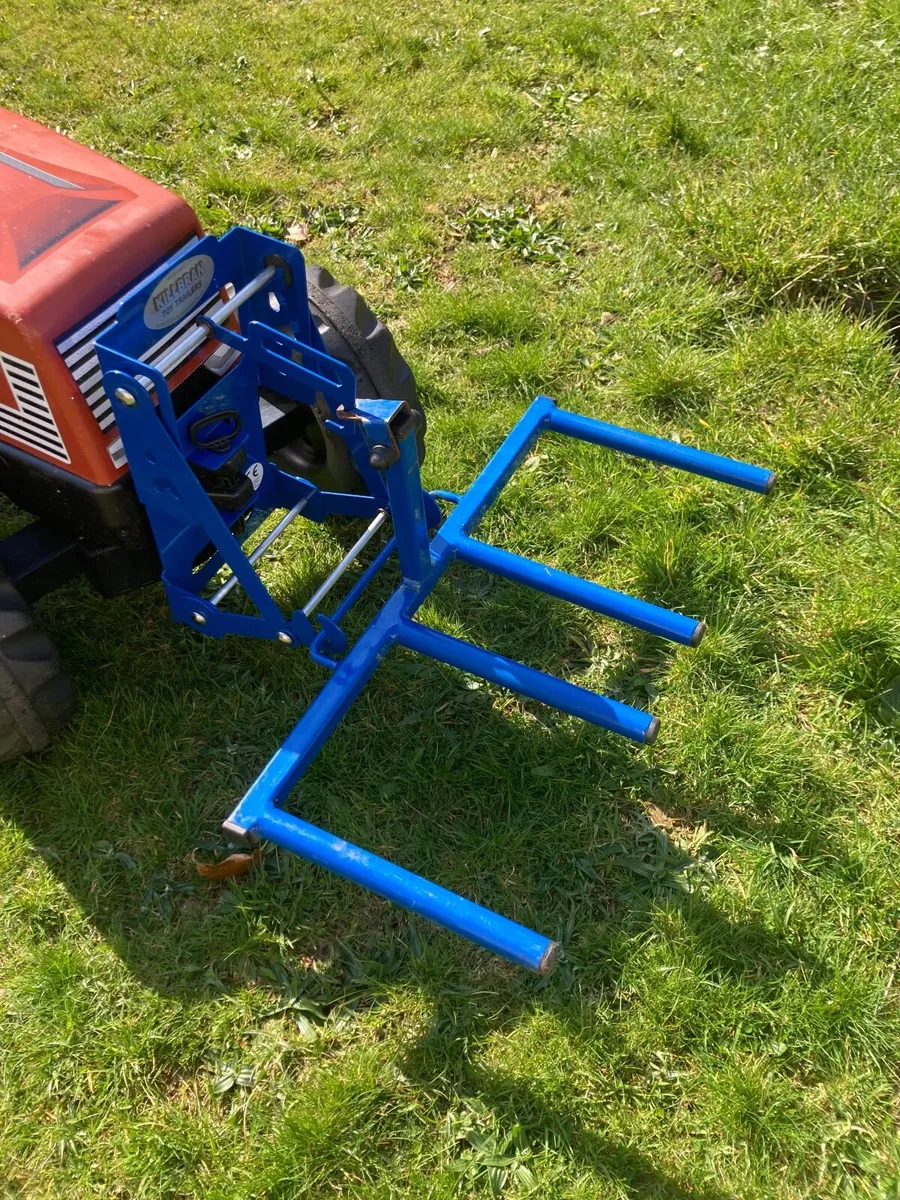 Toys - Image 1