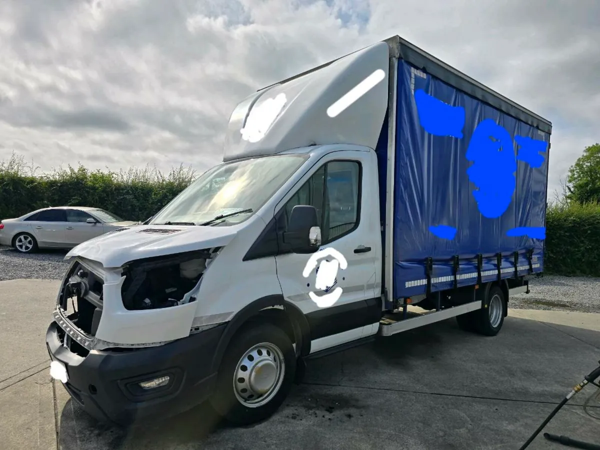 231 FORD TRANSIT - Image 1