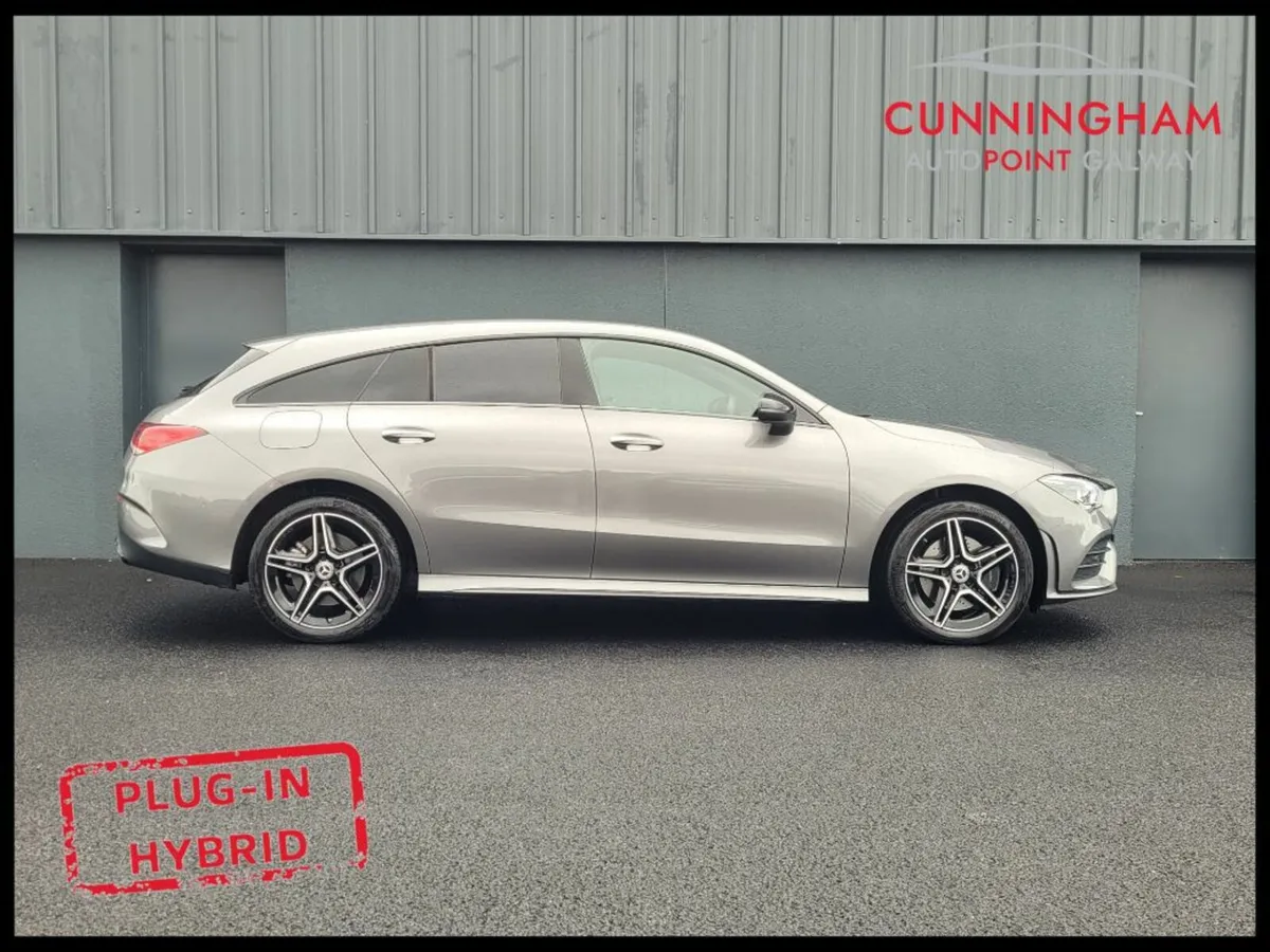 Mercedes-Benz CLA 250e AMG Line Premium Shooting B - Image 3