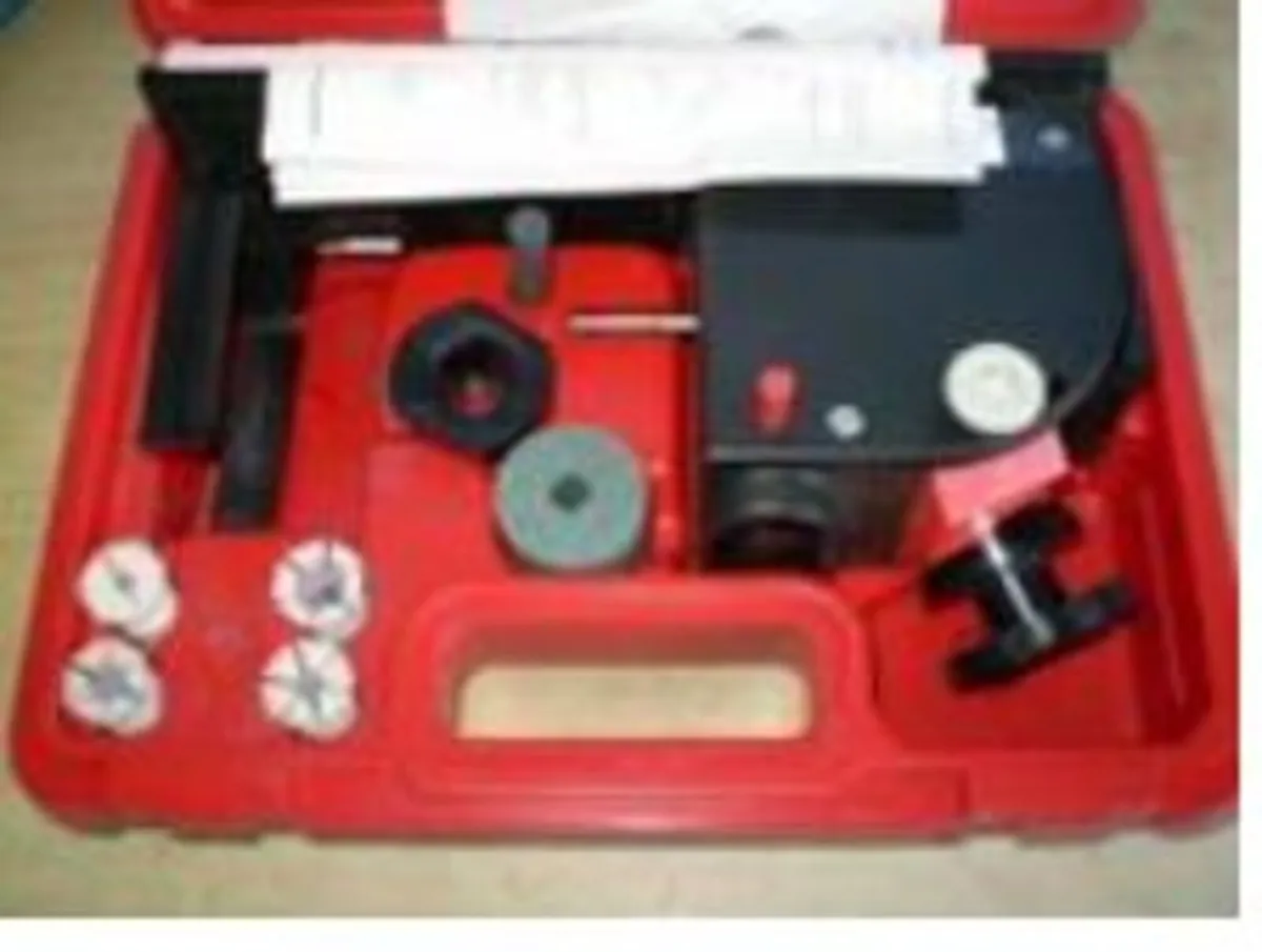 Drill bit sharpener