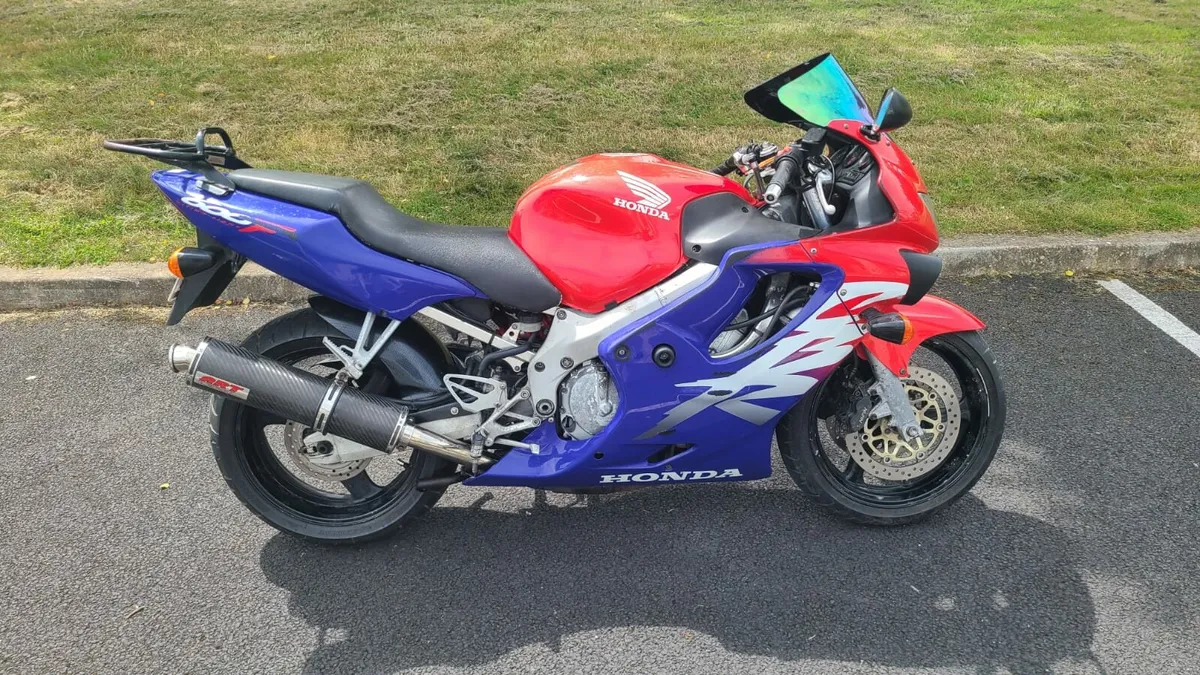 Cbr 600 - Image 1