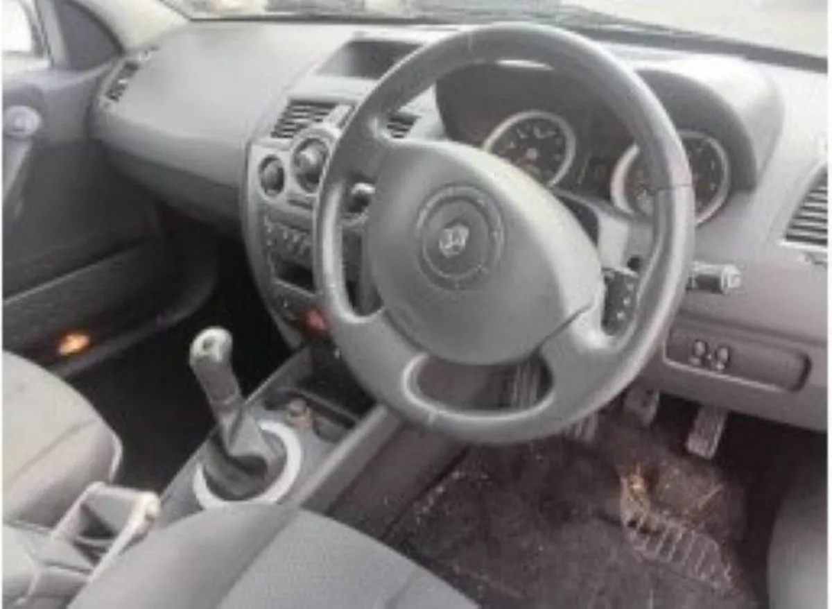 2004 Renault Megane Tourer 1.6cc - Image 4