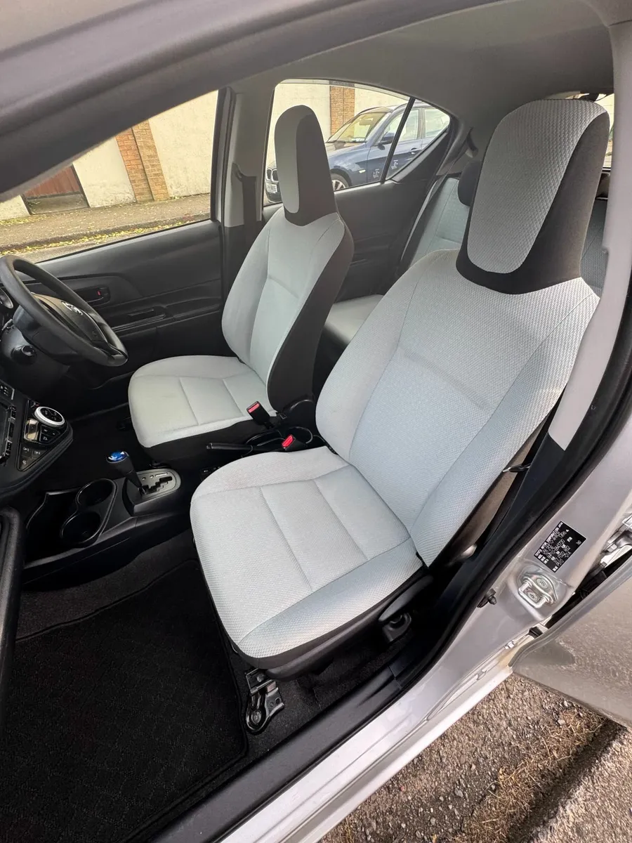 Toyota Aqua 2019 - Image 3