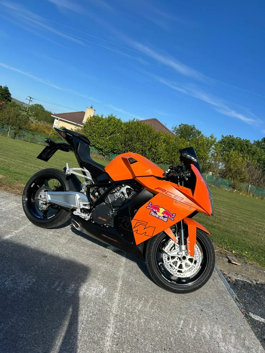 KTM RC8 - Image 1