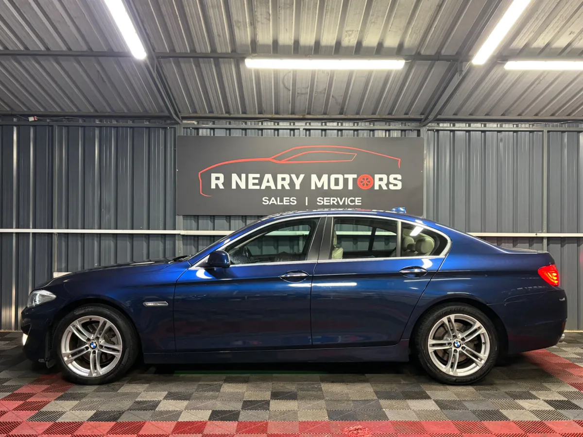 2012 BMW 5-Series 520d SE Automatic - Image 3