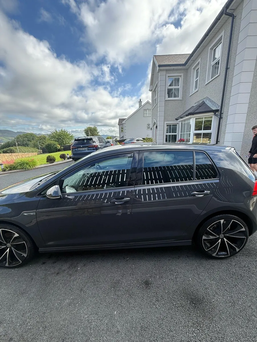 Volkswagen Golf 1.6 TDI Urano Grey - Image 4