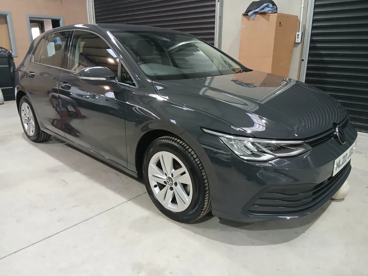 2022 Volkswagen Golf 2.0 TDI life - Image 2