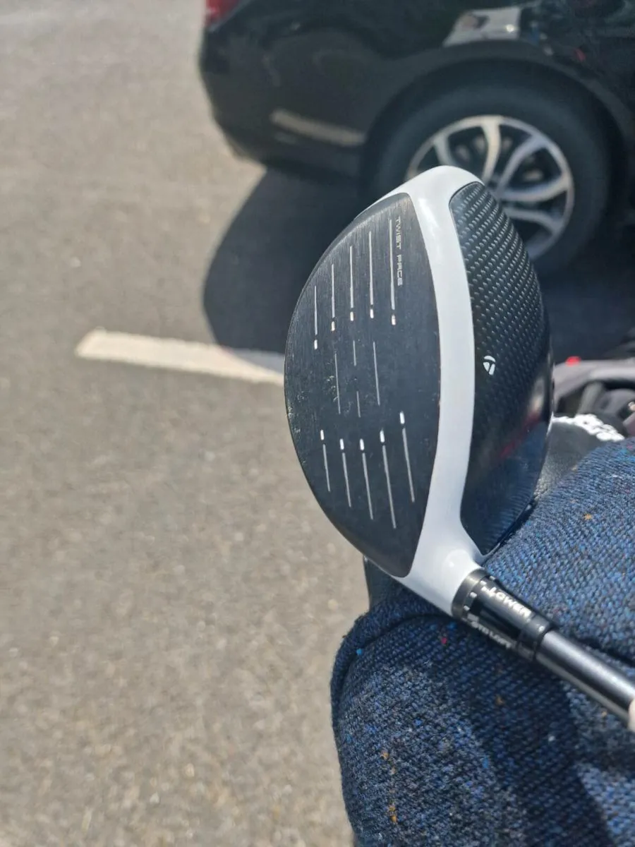 Taylormade sim 2 max - Image 3