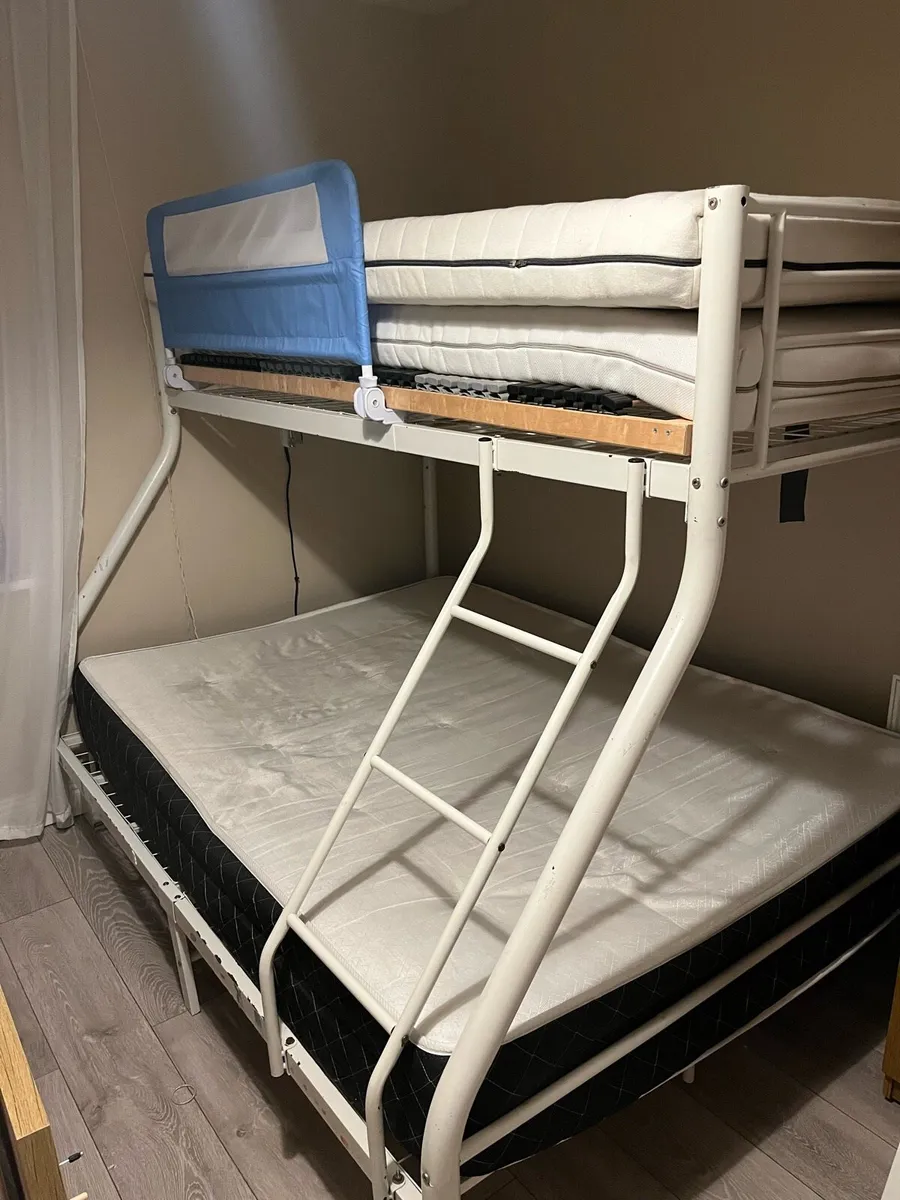 Bed - Image 2