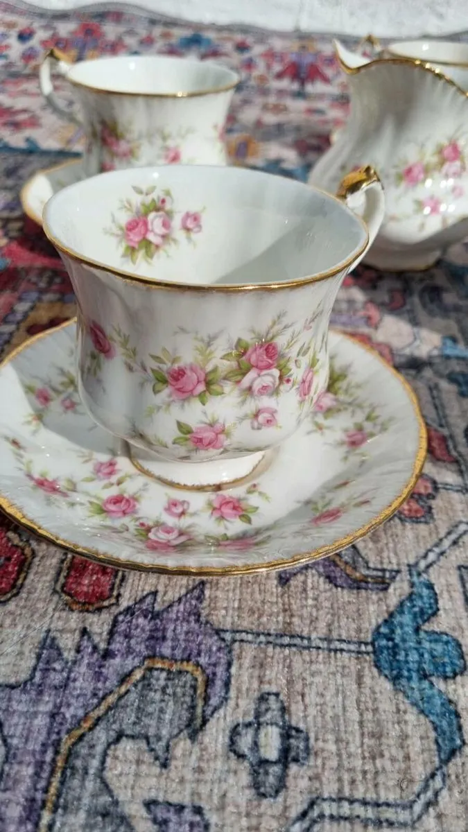 Vintage Paragon "Victoriana Rose" Bone China Tea S - Image 4