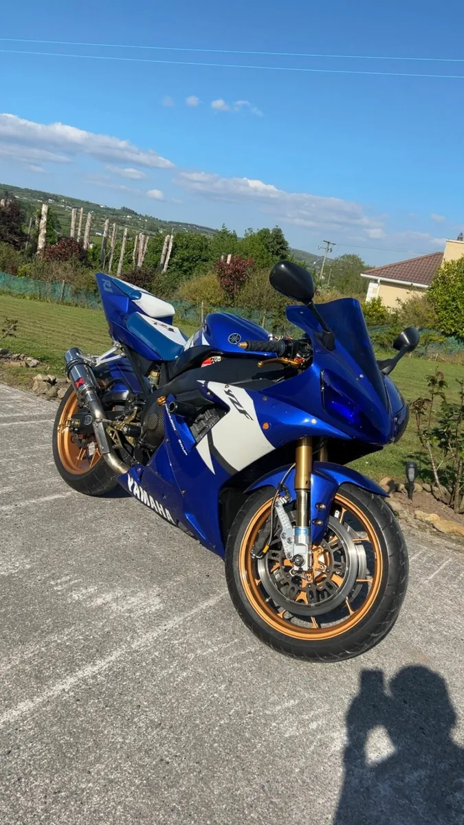 Yamaha YZF R1 - Image 1