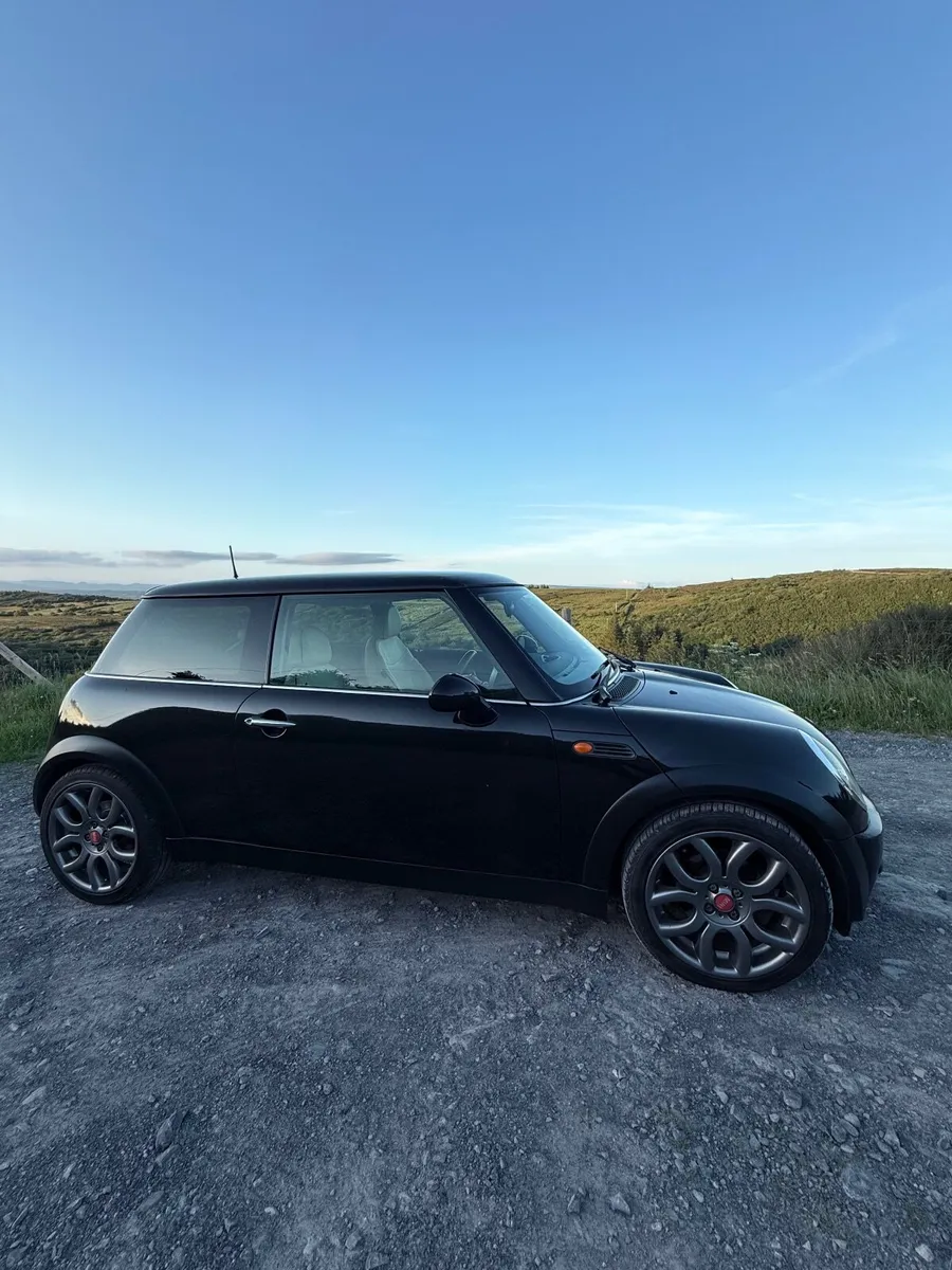 Mini One 2002 - Image 2