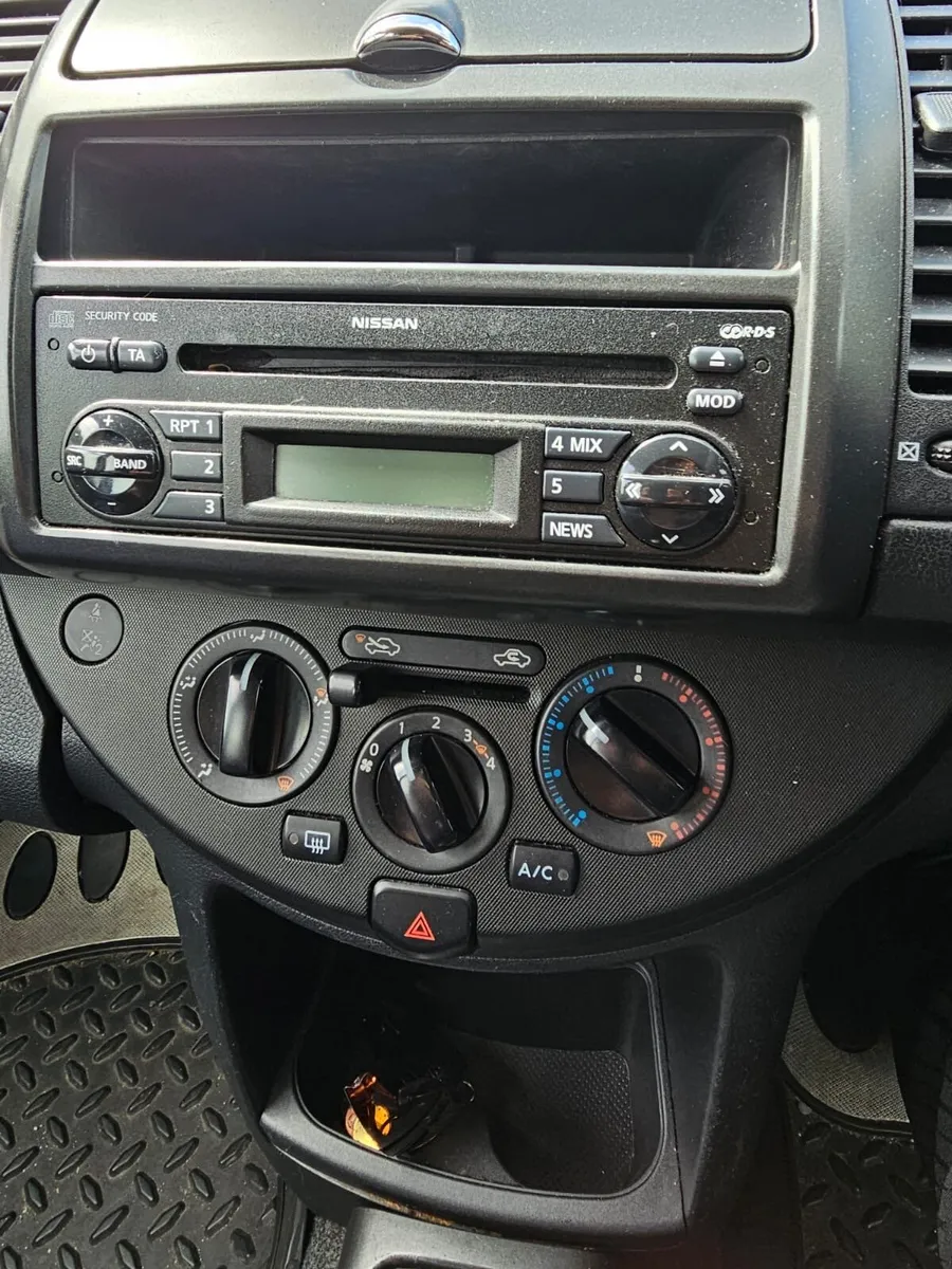 Car - Image 4