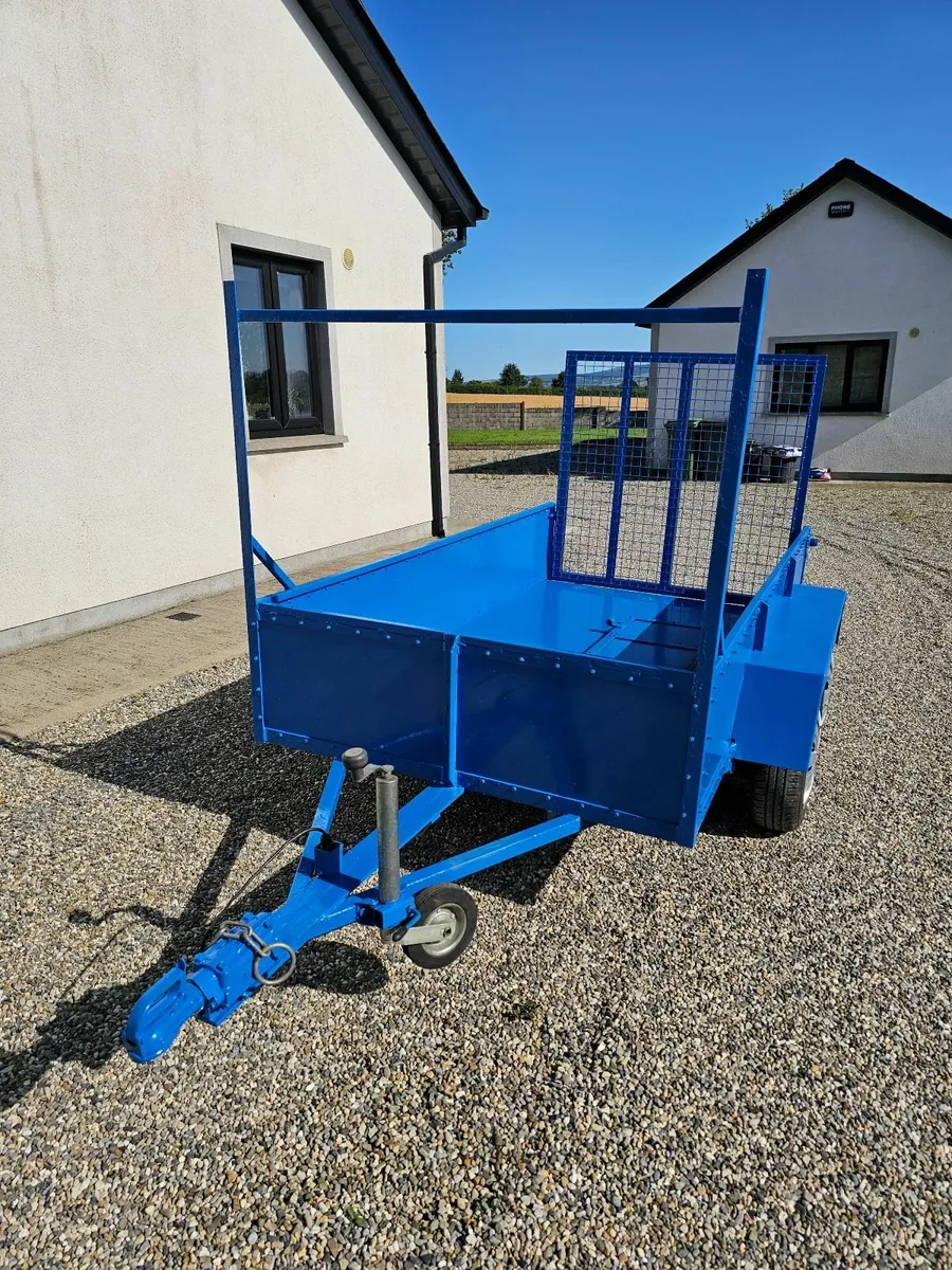 8'7" x 4'8" twin axle trailer €1650 - Image 1
