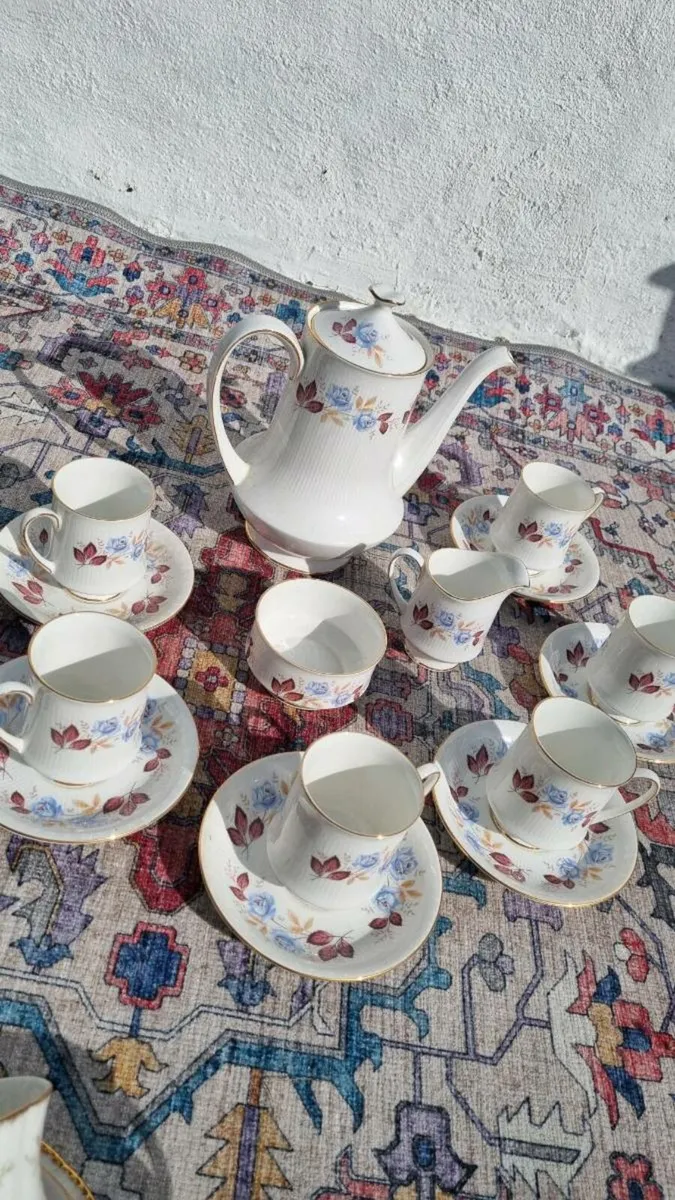 Vintage Royal Standard Bone China tea set - Image 3