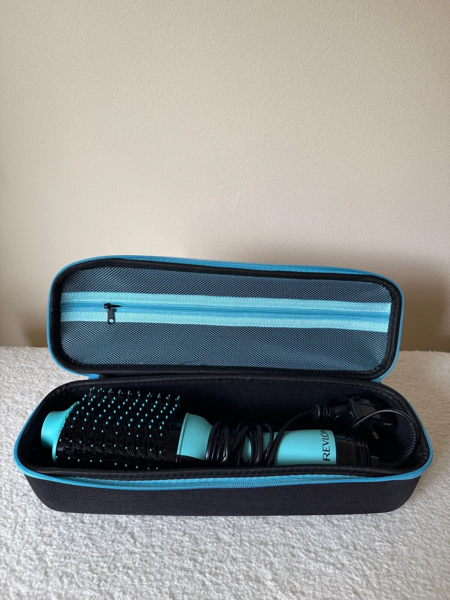 Revlon Salon One-Step Volumiser Hair Dryer - Image 2
