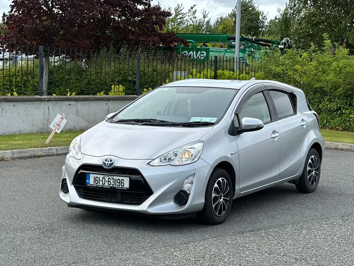 Toyota Aqua - Image 4