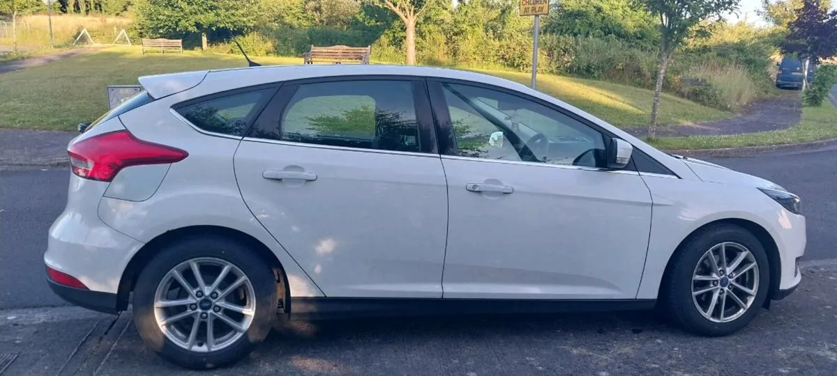 Ford Focus 2015 - Image 1