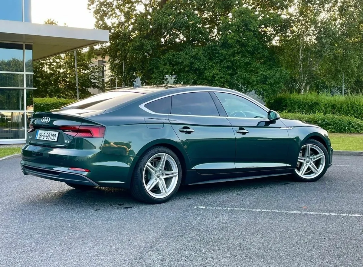 Audi A5 S-Line 2018 - Image 2