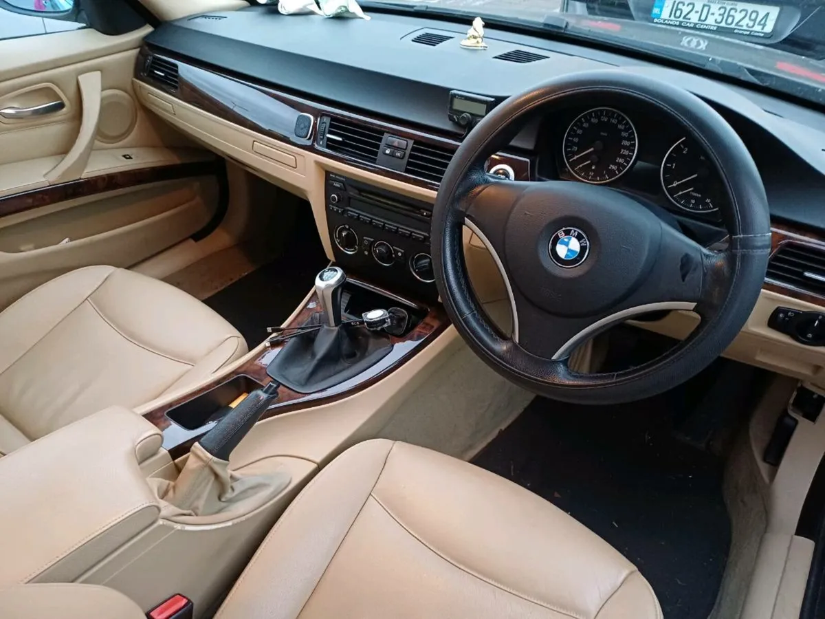 BMW 318i - Image 4