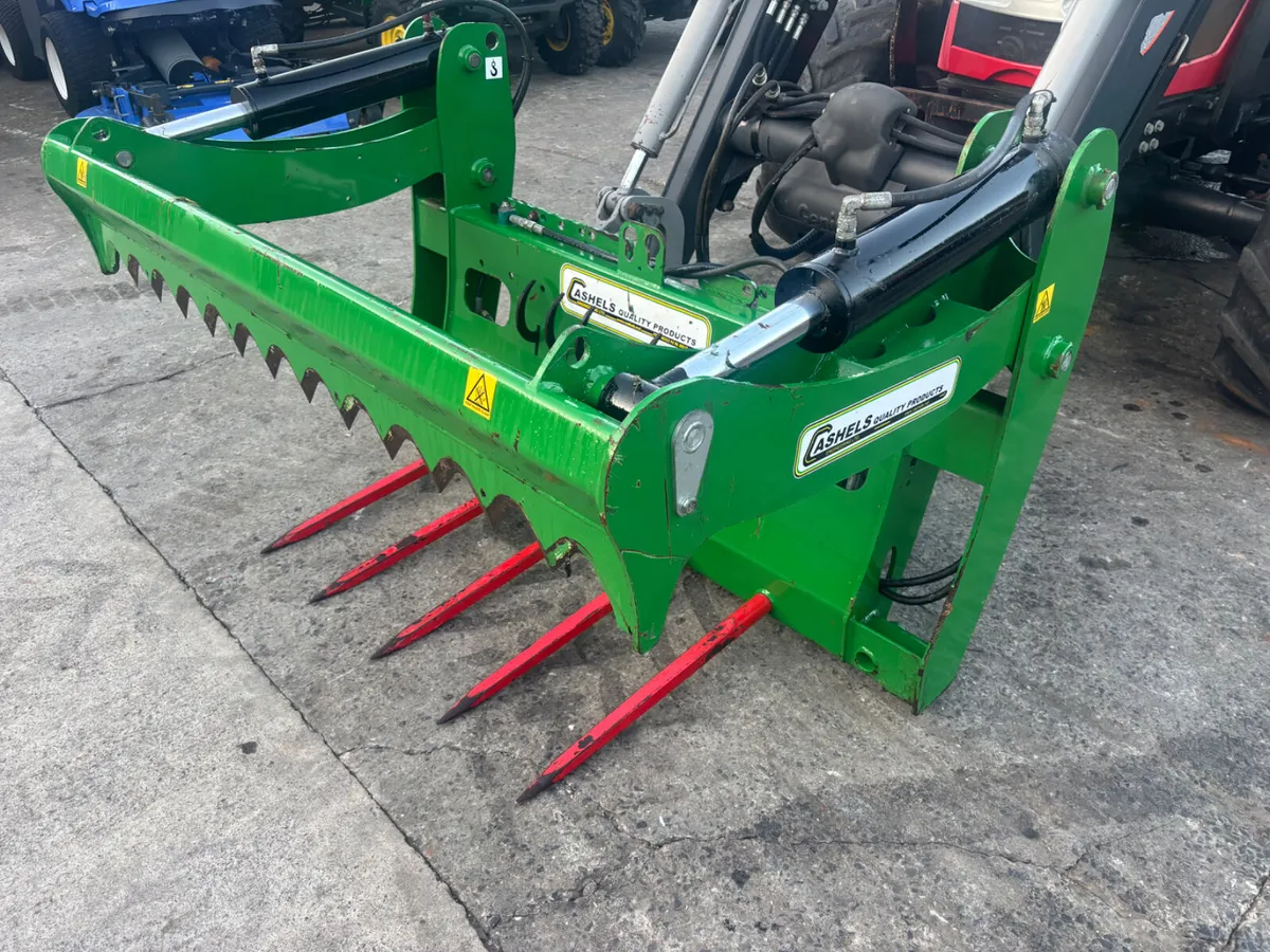Cashel Bale Splitter - Image 2
