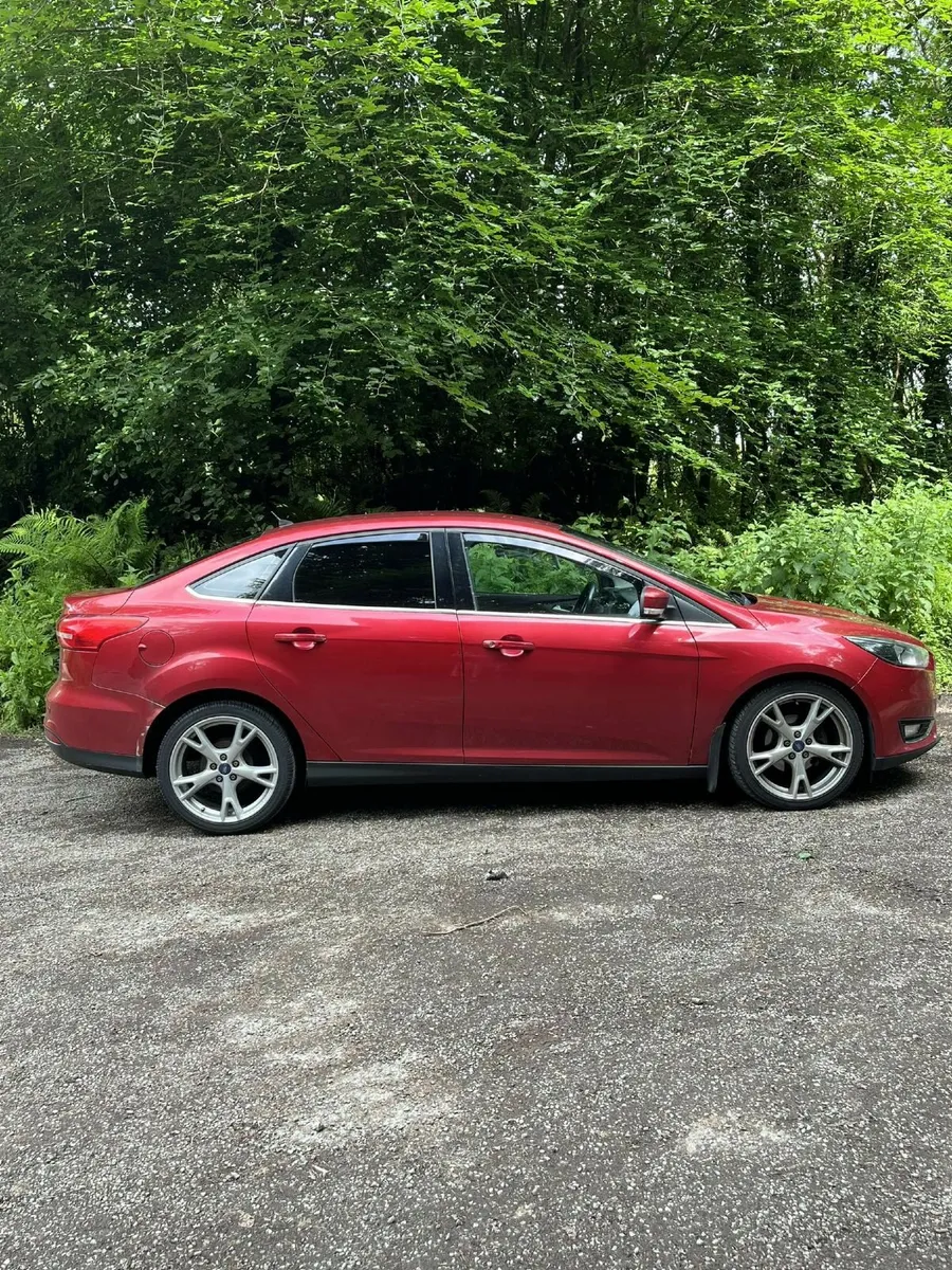 Ford Focus 2017 - Image 1