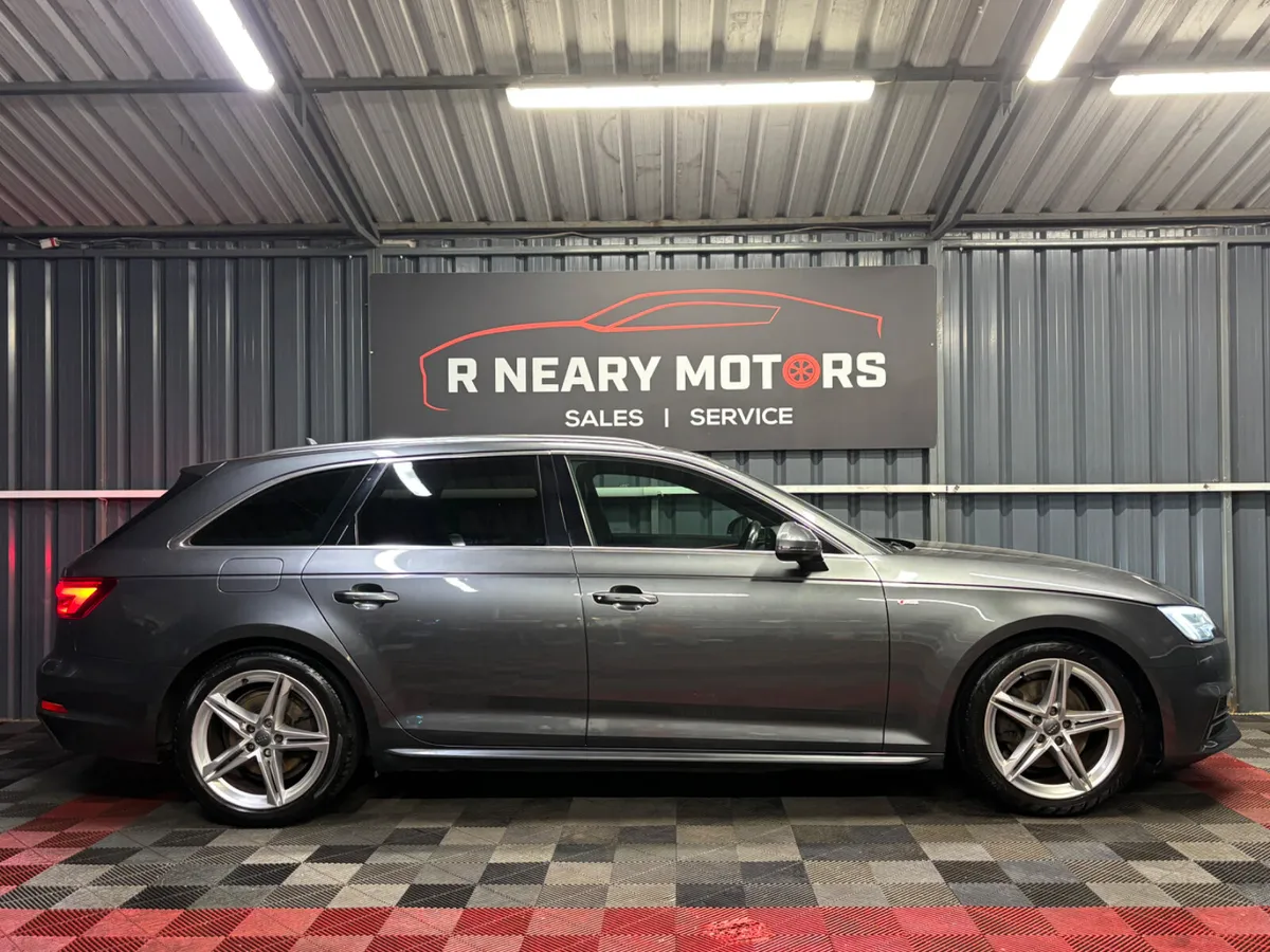 2017 172 Audi A4 S-Line Automatic Estate - Image 4