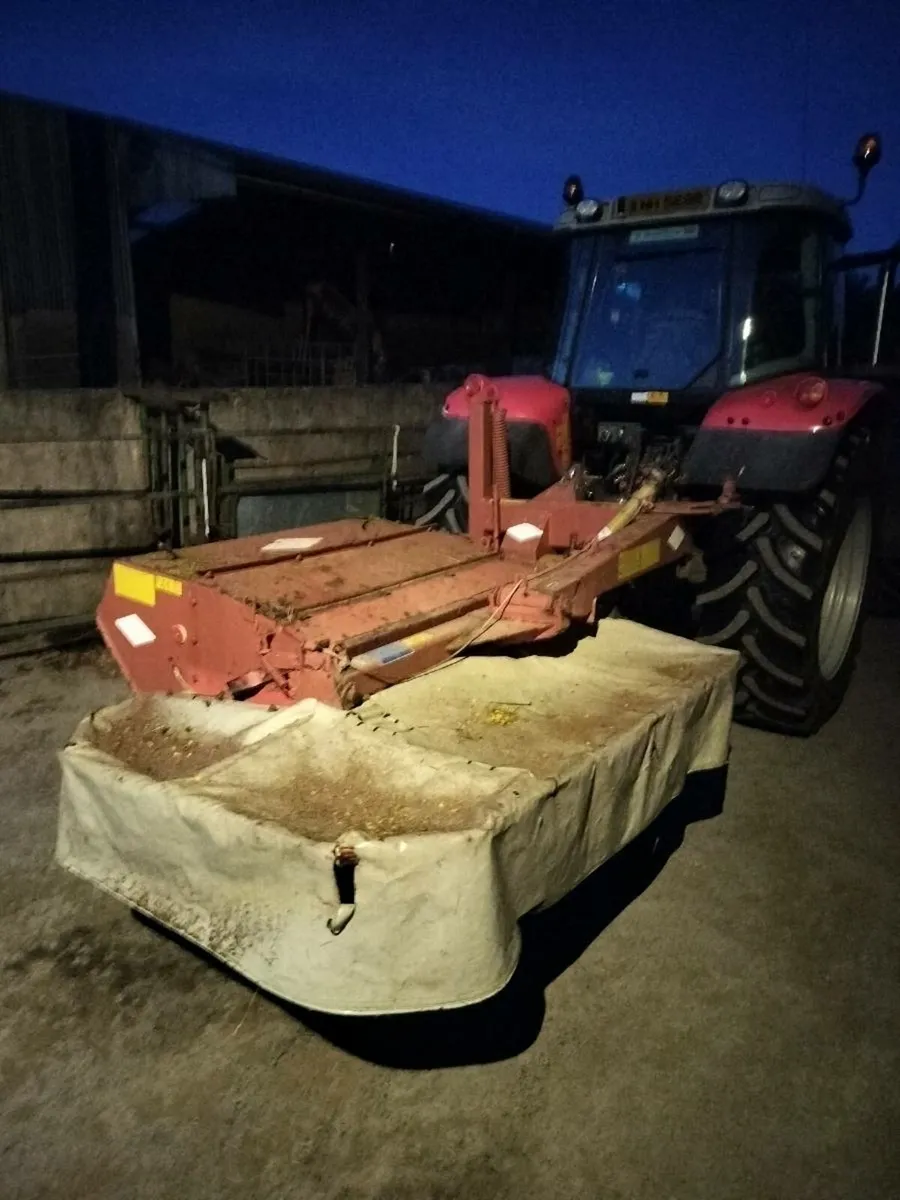 Kuhn FC202 Mower Conditioner - Image 4