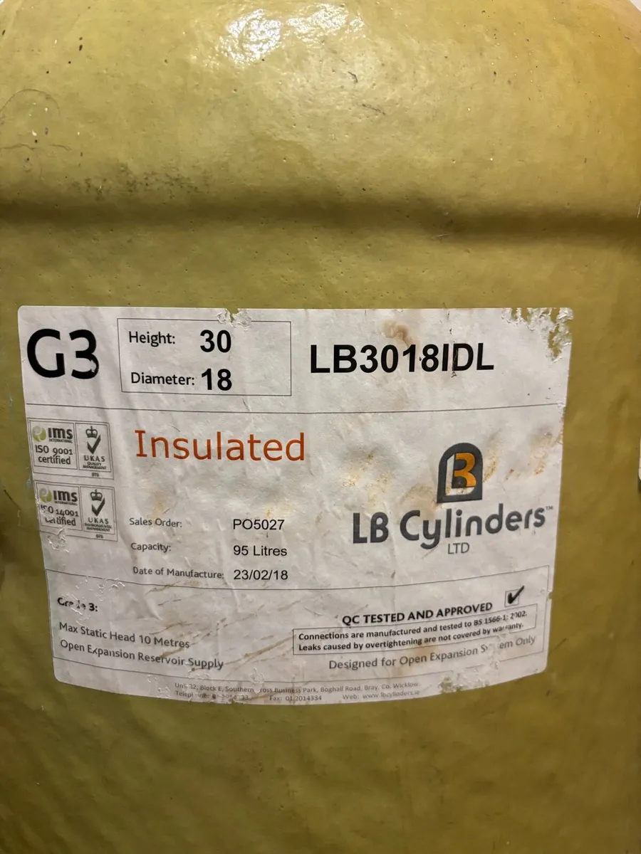 Hot water cylinder - Image 4