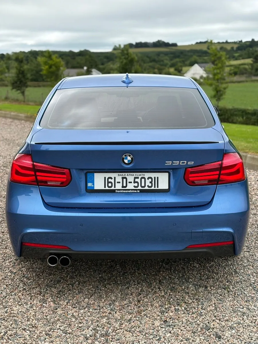 BMW 330e M-Sport - Image 3