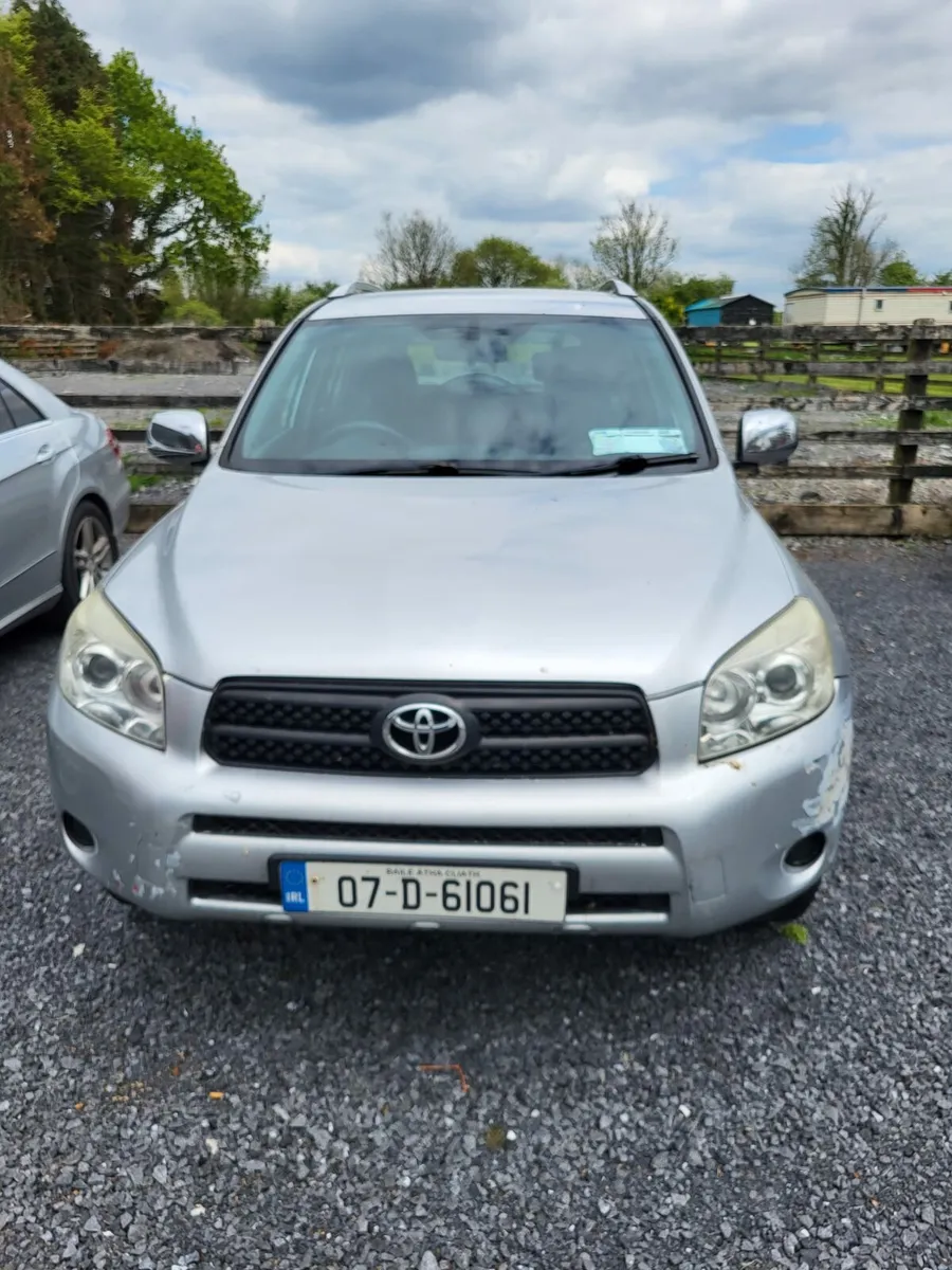 Toyota Rav 4 automatic - Image 1