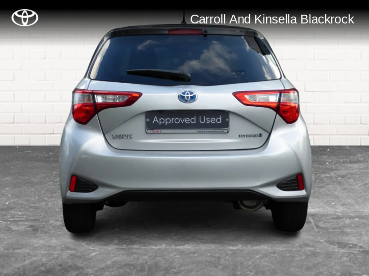 Toyota Yaris Hybrid Y20 - Image 4