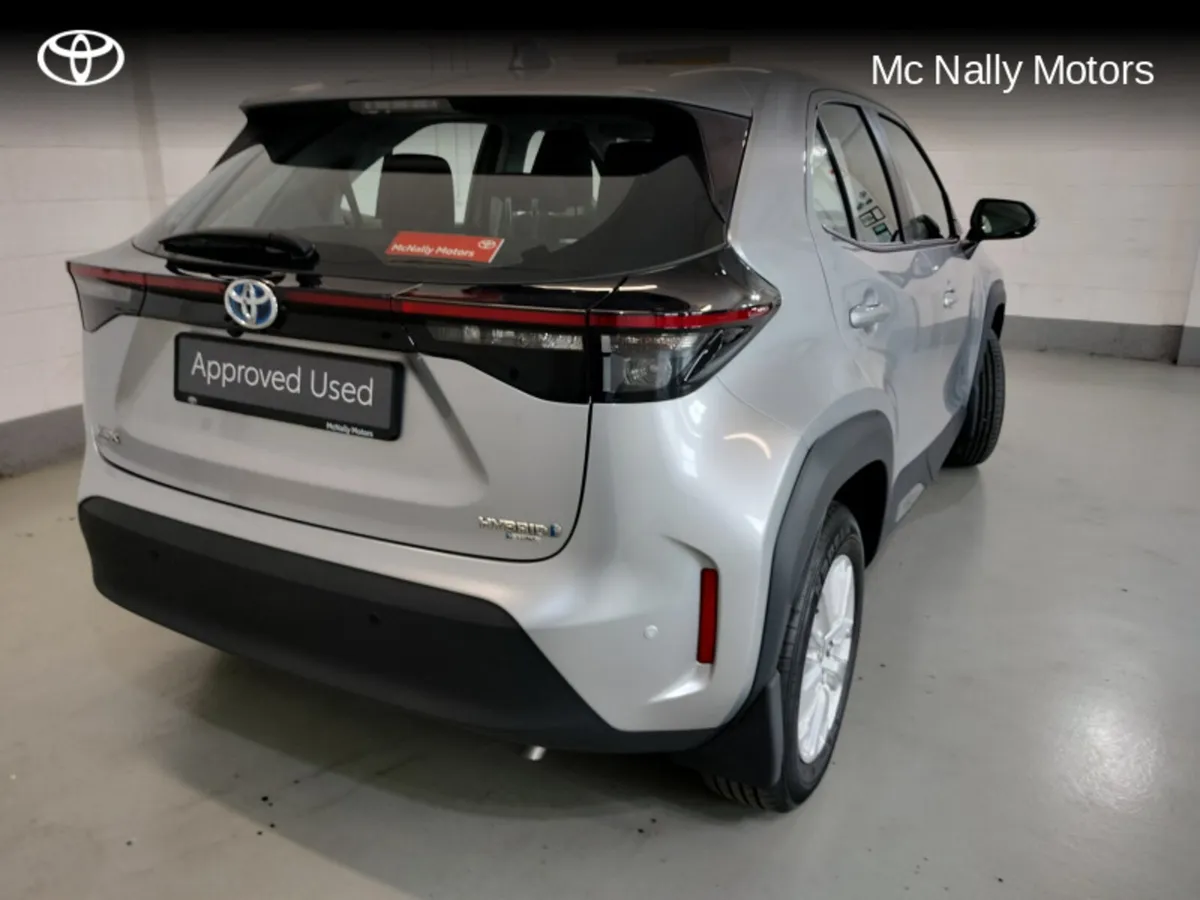 Toyota Yaris Cross HYBRID LUNA - Image 3