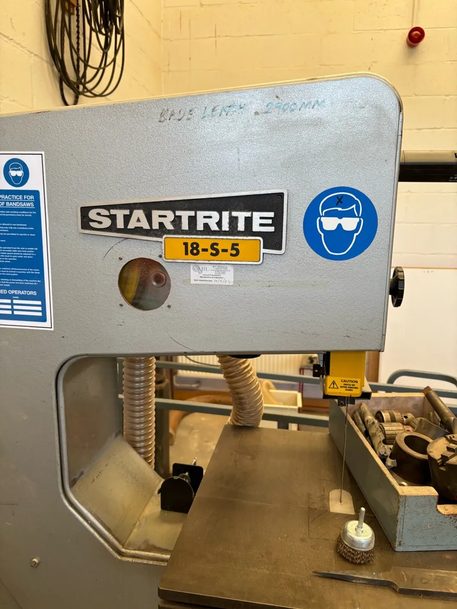Startrite bandsaw  18s5 model. 3 phase - Image 1